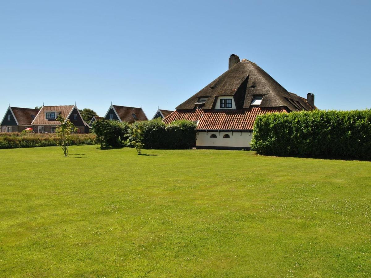 Charming Holiday Home In Texel Near Sea Oost  外观 照片