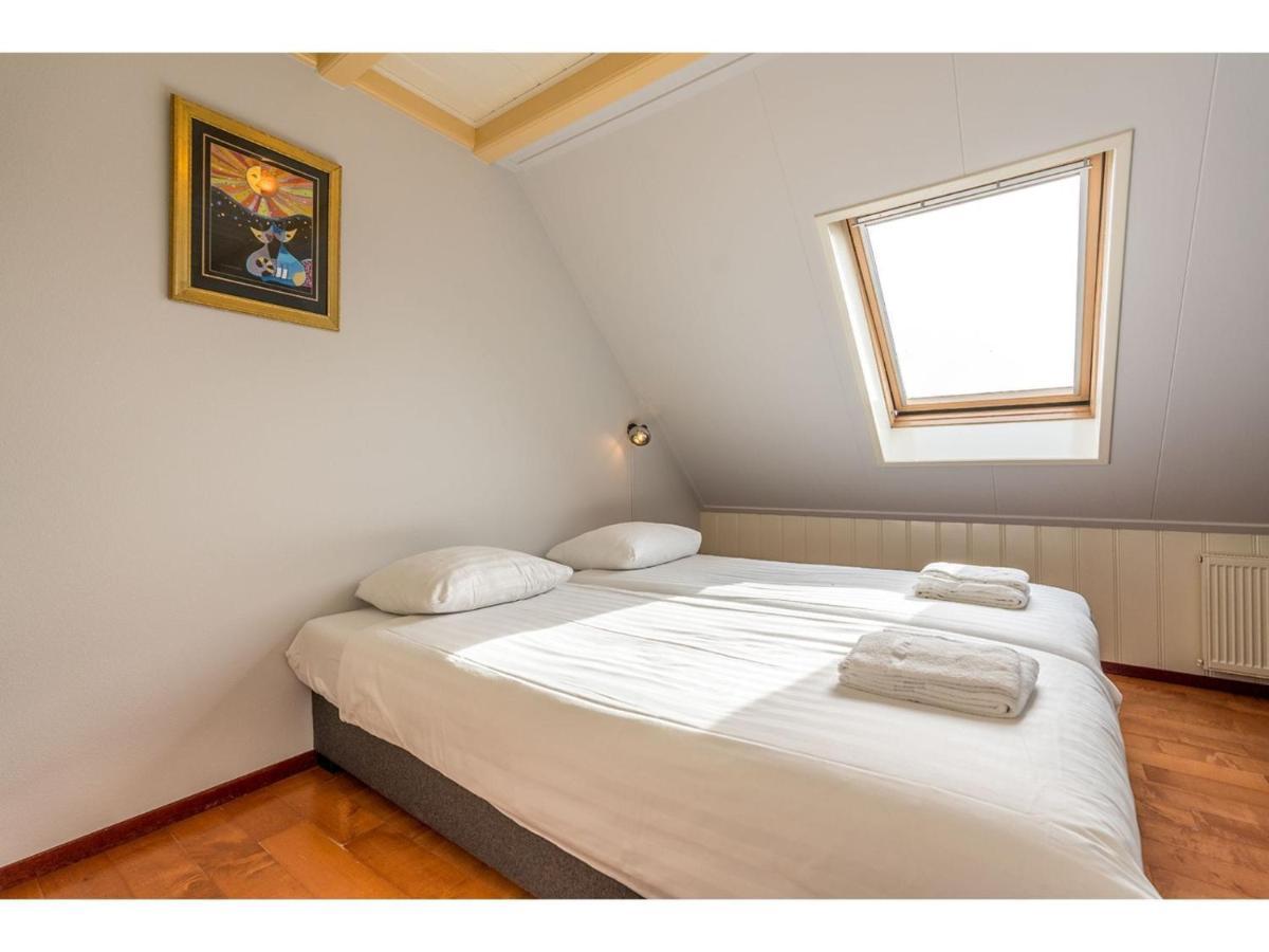 Charming Holiday Home In Texel Near Sea Oost  外观 照片